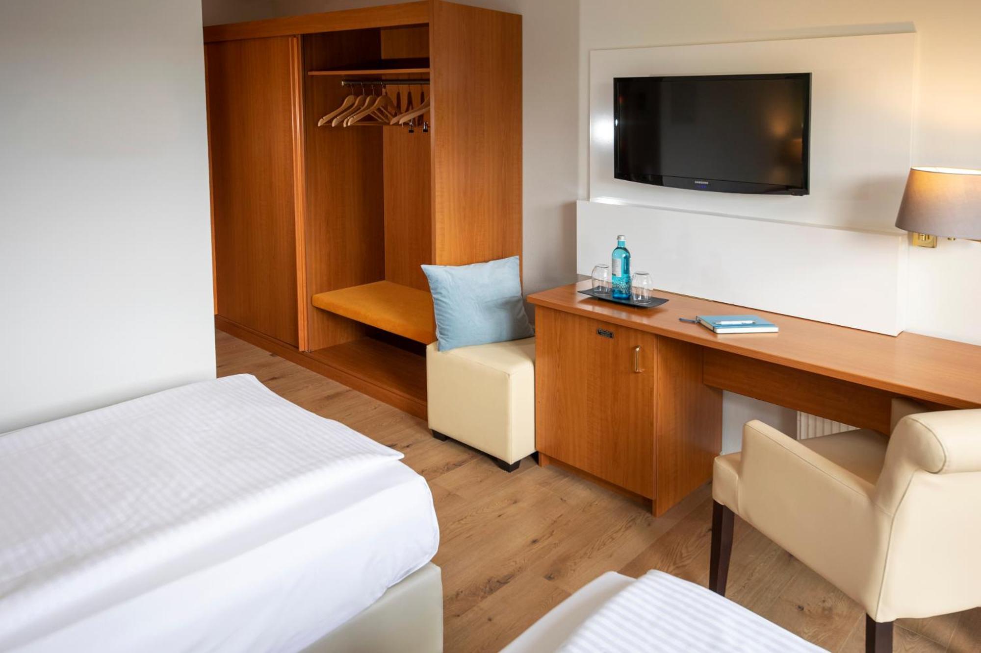 Achat Hotel Frankfurt Maintal Exteriör bild