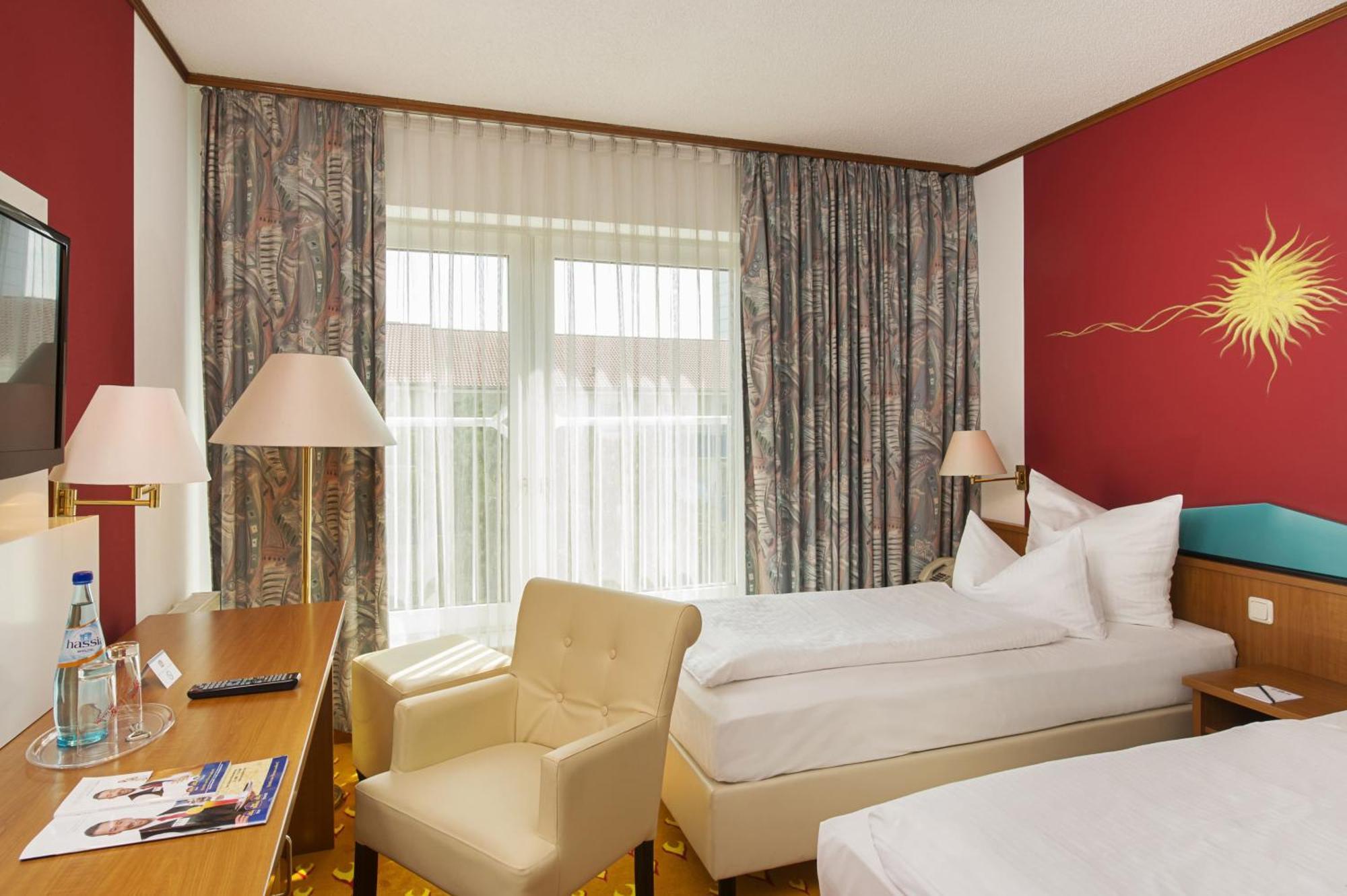 Achat Hotel Frankfurt Maintal Exteriör bild